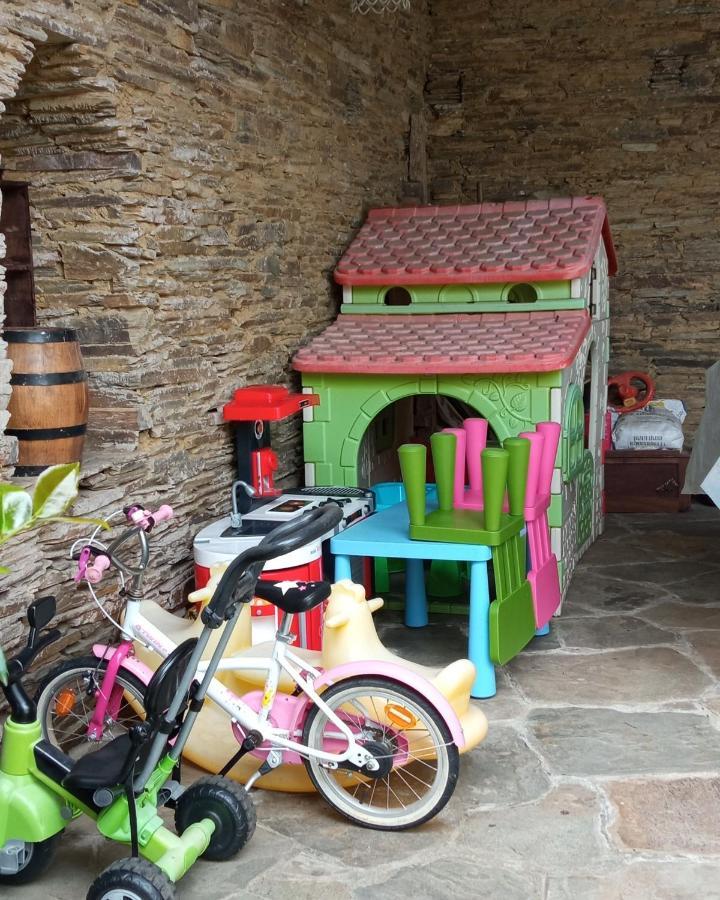 Sobrada Casa Outeゲストハウス エクステリア 写真